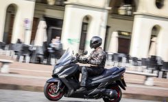 Suzuki-Burgman Suzuki-Burgman