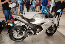 Suzuki Gixxer SF 250 Mengaspal, Tantang Honda CBR250RR & Yamaha R25