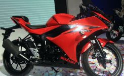 Suzuki_GSX_R150_1