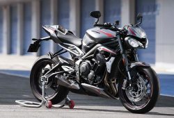 Tampilannya Macho Banget, Motor Anyar Triumph Street Triple R Dibanderol Rp174 Jutaan