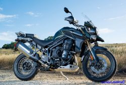 Triumph Tiger Explorer, Naked Touring Kekar dan Garang