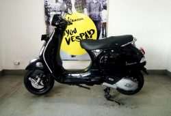 Vespa LX 125 i-get Usung Warna Anyar, Segini Harganya