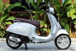 Vespa Primavera dan GTS 75th Anniversary Limited Edition Mengaspal di Indonesia