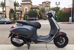 Resmi Mengaspal, Ini Harga Vespa Primavera S & Sprint S Terbaru