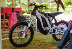 Kenalkan, Ini Dia Motor Trail Bertenaga Listrik Viar E-Cross!