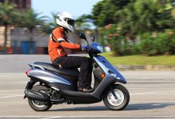 Tampilan Jadul, tapi Yamaha Axis Z Teranyar Benar-benar Irit Bensin