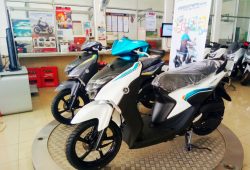 YIMM Beri Penyegaran Grafis & Warna Baru untuk Skutik Yamaha Gear 125