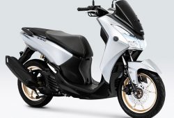 Yamaha Lexi 125 VVA Tampil Mewah dengan Warna Baru Prestige Silver
