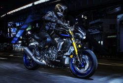 Yamaha MT-10 2022 Hadir dengan Tampilan & Mesin Anyar