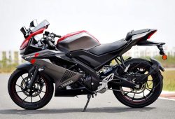 Motor Yamaha R15 Muncul dengan 3 Warna Baru, Harga Tetap!
