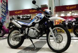 Jelang Pensiun, Yamaha Luncurkan Serow 250 Final Edition