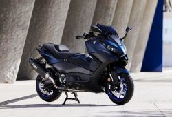 Yamaha TMAX 2022 Meluncur dengan Mesin 560cc, Tampilannya Makin Sporty
