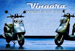 Tampilannya Imut Banget, Skutik Anyar Yamaha Vinoora Usung Desain Mirip Robot