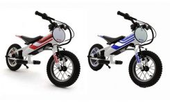 Yotsuba Hadirkan Meow dan Woof Yotsuba Hadirkan Meow dan Woof