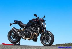 Ducati Monster 1200 R, “Monster” Sejati di Segmen Naked Bike