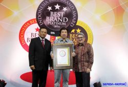 Sepeda Motor Honda BeAt & Supra Raih Penghargaan Merek Terbaik 2016