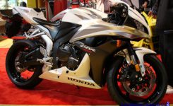 honda-cbr600rr honda-cbr600rr