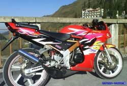 Honda LS 125, Si Mungil dengan Performa Sangar