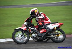 Motor Bebek dan Underbone, Apa Bedanya?