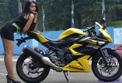 Kawasaki Ninja RR Mono, Motor Racing Berbodi Ramping
