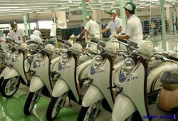 Rakit Motor Matik, pabrik AHM Plant Cikarang Cuma Butuh Waktu 5.5 Detik