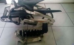 suspensi-swing-arm