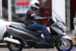 Suzuki Burgman 125, Skuter Eksklusif dengan Fitur Unik