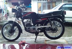Suzuki TRS. Motor Jadul Kendaraan Pegawai Negeri