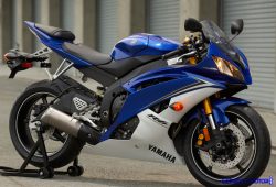 Spesifikasi dan Harga Yamaha YZF-R6 di Indonesia