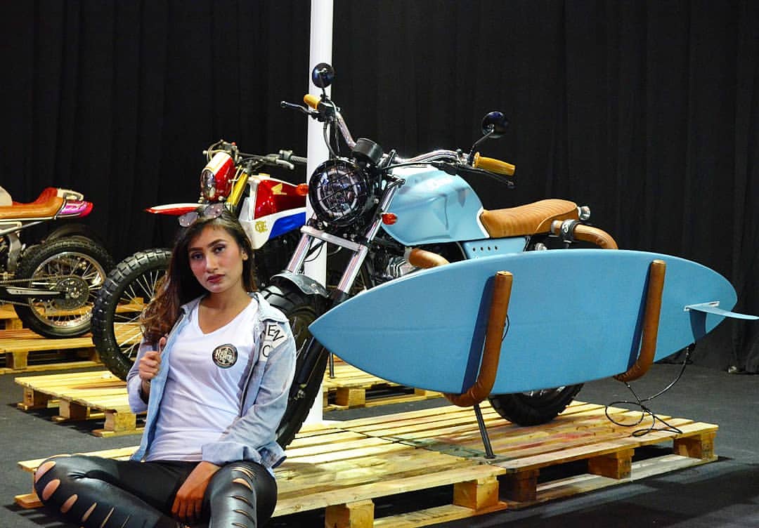 modifikasi,ladybiker,imos2018,naikmotor,surfboard,custombike