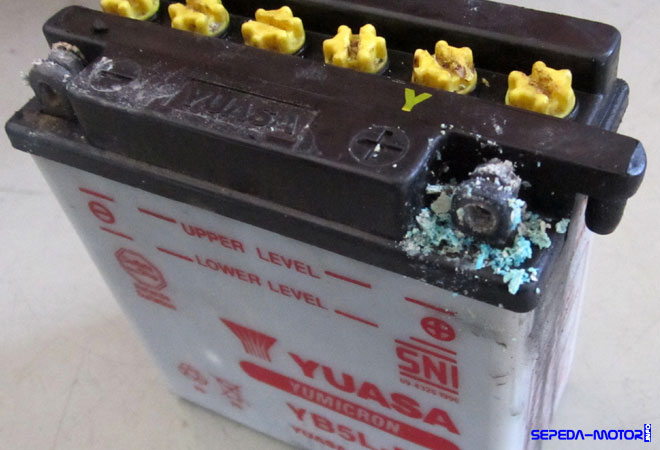 Aki Basah, Populer namun Banyak Kelemahan