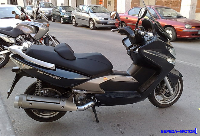kymco-xciting-250