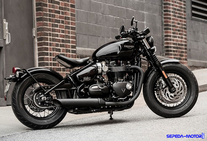 Triumph Bonneville Bobber Black Terbaru Usung Tampilan Lebih Sangar