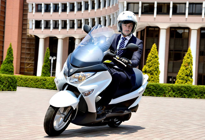 Suzuki Burgman 200 Diam-Diam Sudah Terdaftar di Samsat Jakarta, Berapa Nilai Jualnya?