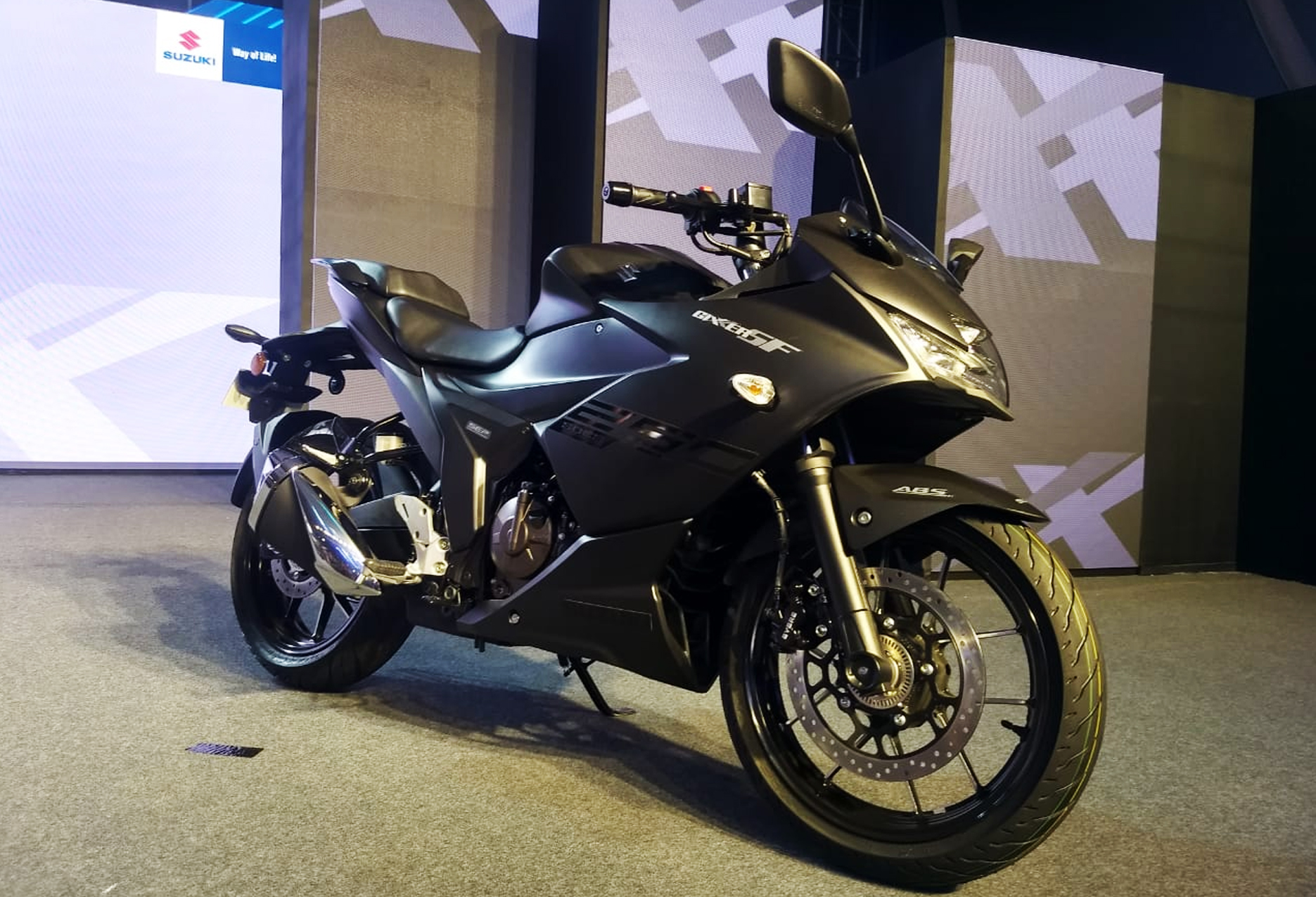 Sebar Teaser Misterius Suzuki Bakal Luncurkan Gixxer Sf 250 23 Maret