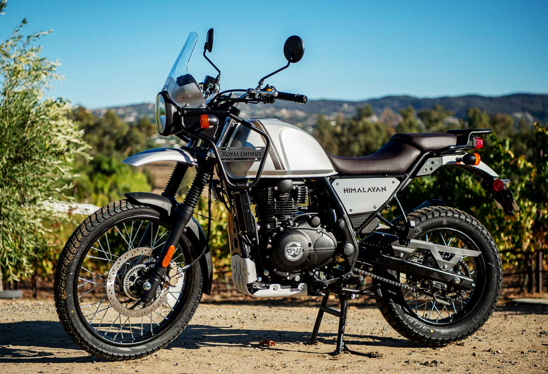 Royal Enfield Himalayan Makin Menawan dengan 3 Warna Baru di Indonesia